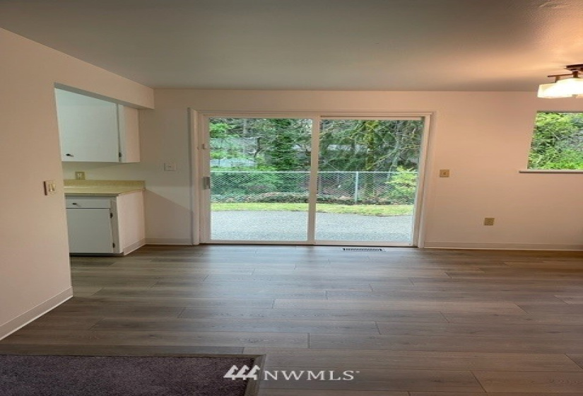 4530 151st, Bellevue, Washington 98006, 3 Bedrooms Bedrooms, ,Residential Lease,For Rent,151st,NWM1871703