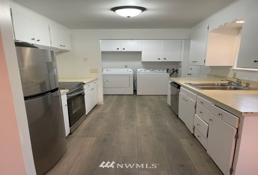 4530 151st, Bellevue, Washington 98006, 3 Bedrooms Bedrooms, ,Residential Lease,For Rent,151st,NWM1871703