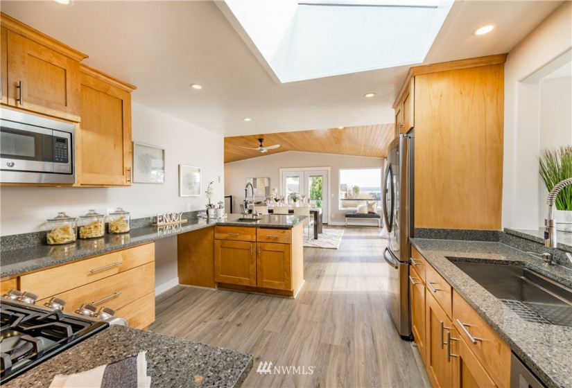 8027 Niska, Blaine, Washington 98230, 3 Bedrooms Bedrooms, ,3 BathroomsBathrooms,Residential,For Sale,Birch Bay Village,Niska,NWM1870707