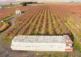 2845 Phillips, Othello, Washington 99344, 3 Bedrooms Bedrooms, ,1 BathroomBathrooms,Farm,For Sale,Phillips,NWM1871593