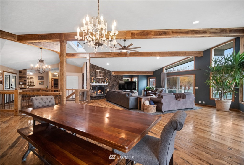14630 Lenette, Nine Mile Falls, Washington 99026, ,Residential,For Sale,Lenette,NWM1870580