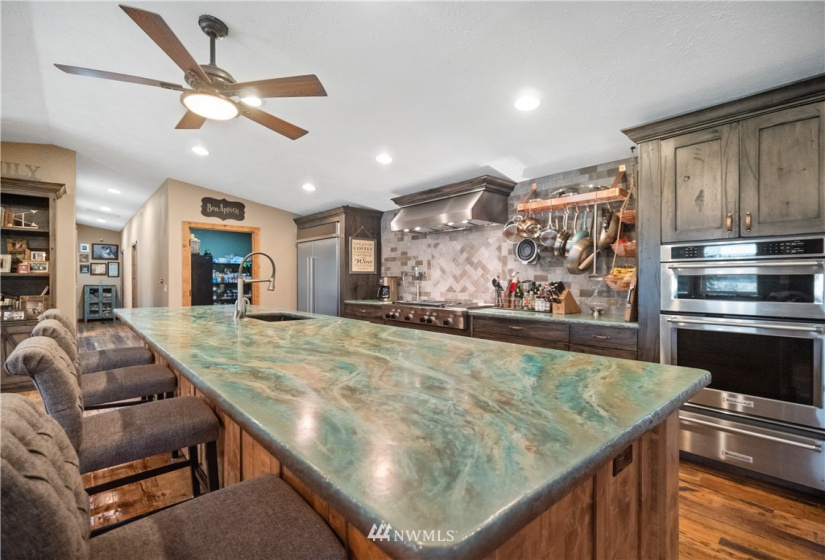 14630 Lenette, Nine Mile Falls, Washington 99026, ,Residential,For Sale,Lenette,NWM1870580