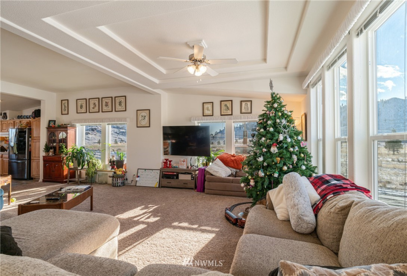 1565 Washington Creek, Chelan, Washington 98816, 3 Bedrooms Bedrooms, ,1 BathroomBathrooms,Residential,For Sale,Washington Creek,NWM1871625