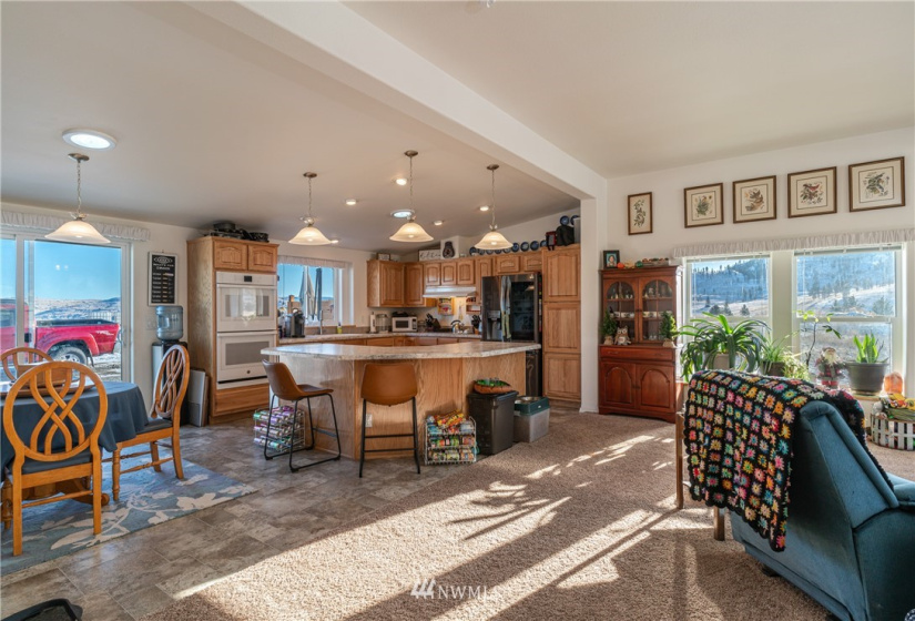 1565 Washington Creek, Chelan, Washington 98816, 3 Bedrooms Bedrooms, ,1 BathroomBathrooms,Residential,For Sale,Washington Creek,NWM1871625