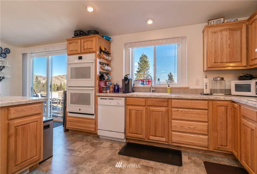 1565 Washington Creek, Chelan, Washington 98816, 3 Bedrooms Bedrooms, ,1 BathroomBathrooms,Residential,For Sale,Washington Creek,NWM1871625