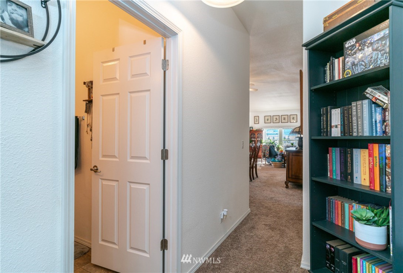 1565 Washington Creek, Chelan, Washington 98816, 3 Bedrooms Bedrooms, ,1 BathroomBathrooms,Residential,For Sale,Washington Creek,NWM1871625