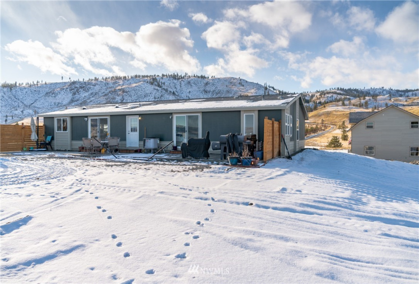 1565 Washington Creek, Chelan, Washington 98816, 3 Bedrooms Bedrooms, ,1 BathroomBathrooms,Residential,For Sale,Washington Creek,NWM1871625
