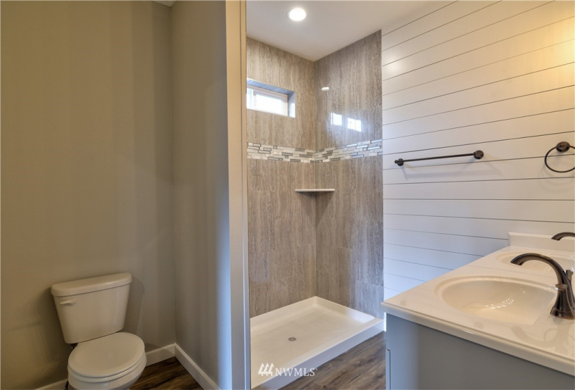 303 7th, Warden, Washington 98857, 3 Bedrooms Bedrooms, ,1 BathroomBathrooms,Residential,For Sale,Warden Heights,7th,NWM1871122