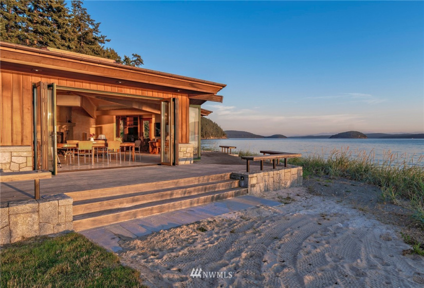 450 Eagle Bay, Blakely Island, Washington 98222, 5 Bedrooms Bedrooms, ,4 BathroomsBathrooms,Residential,For Sale,SAN JUAN AVIATION ESTATES,Eagle Bay,NWM1869523