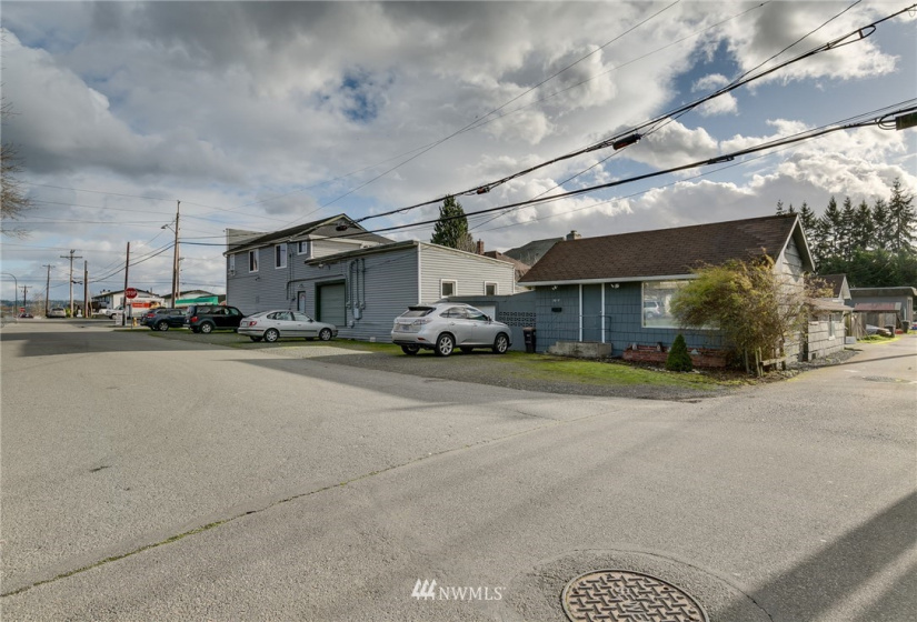 1502 Walnut, Everett, Washington 98201, ,Commercial Sale,For Sale,Walnut,NWM1871841