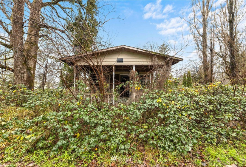 516 Elm, Hamilton, Washington 98255, ,Land,For Sale,Elm,NWM1871846