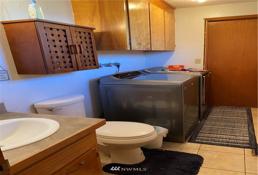 1124 Camas, Coulee Dam, Washington 99116, 3 Bedrooms Bedrooms, ,1 BathroomBathrooms,Residential,For Sale,Camas,NWM1871840