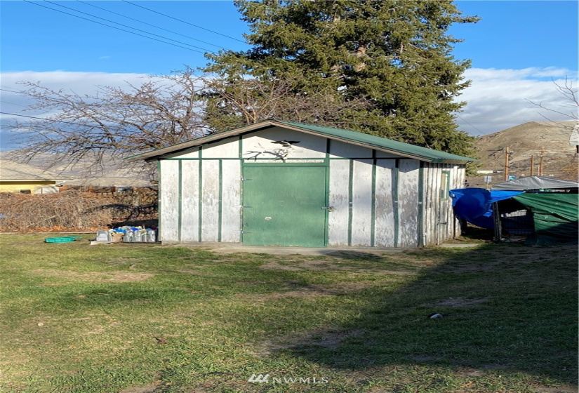 1124 Camas, Coulee Dam, Washington 99116, 3 Bedrooms Bedrooms, ,1 BathroomBathrooms,Residential,For Sale,Camas,NWM1871840