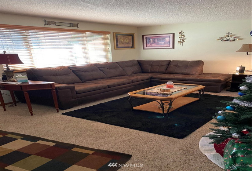 1124 Camas, Coulee Dam, Washington 99116, 3 Bedrooms Bedrooms, ,1 BathroomBathrooms,Residential,For Sale,Camas,NWM1871840