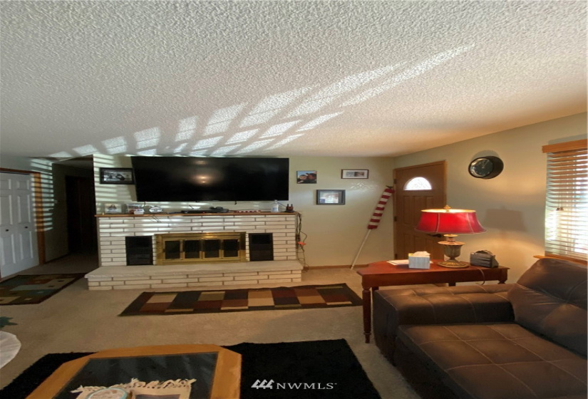 1124 Camas, Coulee Dam, Washington 99116, 3 Bedrooms Bedrooms, ,1 BathroomBathrooms,Residential,For Sale,Camas,NWM1871840