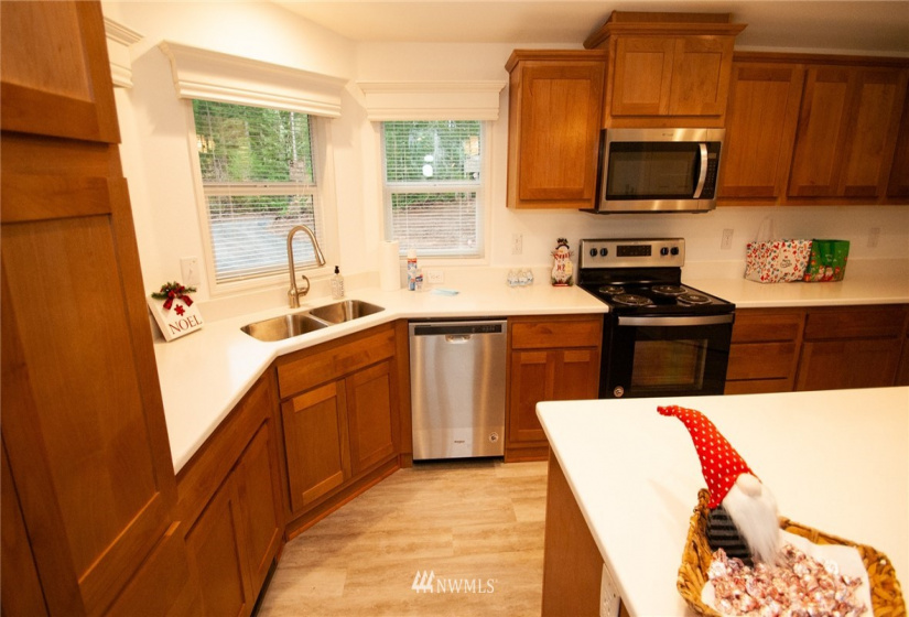 1111 Hurd, Belfair, Washington 98528, 3 Bedrooms Bedrooms, ,2 BathroomsBathrooms,Residential,For Sale,TR 13 OF SURVEY 4/142 TR C OF SP #1161,Hurd,NWM1871810