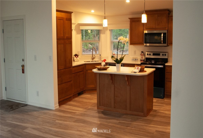 1111 Hurd, Belfair, Washington 98528, 3 Bedrooms Bedrooms, ,2 BathroomsBathrooms,Residential,For Sale,TR 13 OF SURVEY 4/142 TR C OF SP #1161,Hurd,NWM1871810
