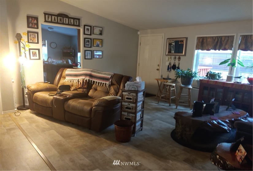 4500 Martin, Olympia, Washington 98516, 3 Bedrooms Bedrooms, ,1 BathroomBathrooms,Manufactured In Park,For Sale,Martin,NWM1872254