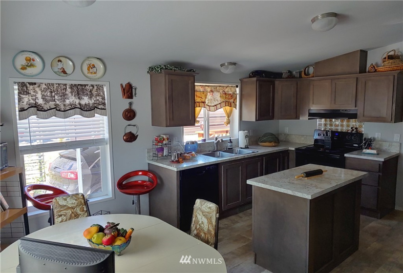 4500 Martin, Olympia, Washington 98516, 3 Bedrooms Bedrooms, ,1 BathroomBathrooms,Manufactured In Park,For Sale,Martin,NWM1872254