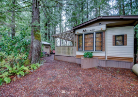 105 4 Christmas Tree, Deming, Washington 98244, 1 Bedroom Bedrooms, ,1 BathroomBathrooms,Residential,For Sale,Christmas Tree,NWM1872009