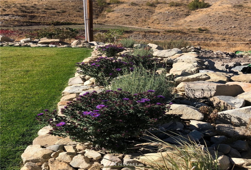3 Steelhead, Pateros, Washington 98846, 4 Bedrooms Bedrooms, ,2 BathroomsBathrooms,Residential,For Sale,Steelhead,NWM1871706