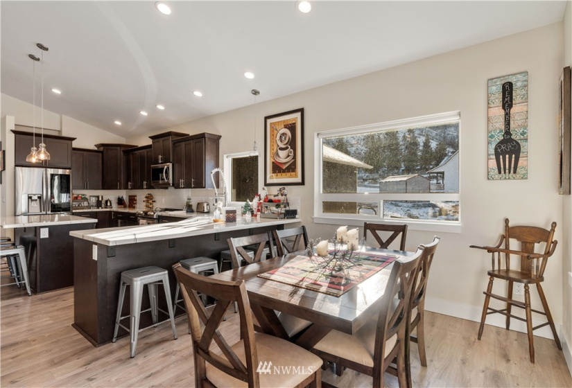 3 Steelhead, Pateros, Washington 98846, 4 Bedrooms Bedrooms, ,2 BathroomsBathrooms,Residential,For Sale,Steelhead,NWM1871706
