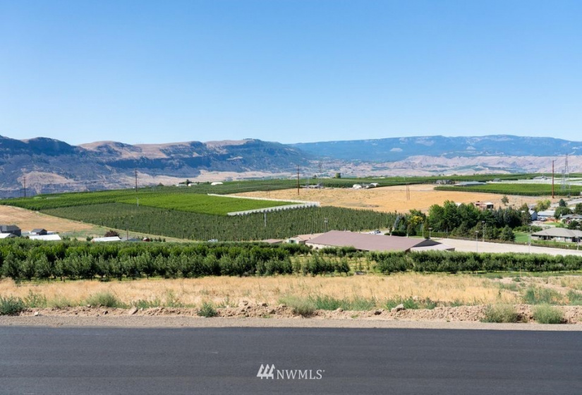 0 NNA Partridge, East Wenatchee, Washington 98802, ,Land,For Sale,Partridge,NWM1872493