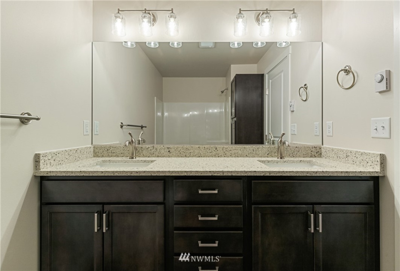 1606 Sunup, Bellingham, Washington 98226, 2 Bedrooms Bedrooms, ,1 BathroomBathrooms,Residential,For Sale,Sunset Village,Sunup,NWM1872113
