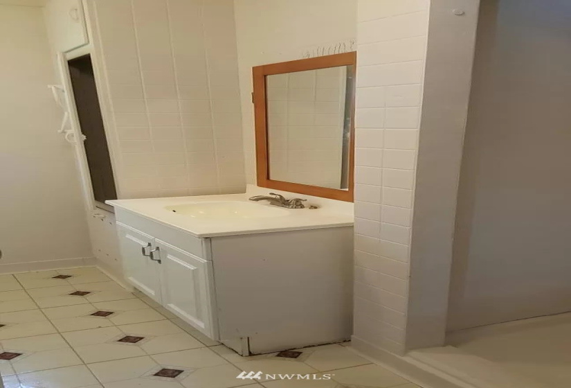 17832 118th, Renton, Washington 98058, 3 Bedrooms Bedrooms, ,1 BathroomBathrooms,Residential,For Sale,118th,NWM1872505