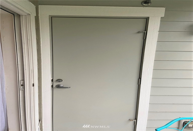 1810 Charles, Seattle, Washington 98144, 2 Bedrooms Bedrooms, ,1 BathroomBathrooms,Residential,For Sale,Stellina,Charles,NWM1871945