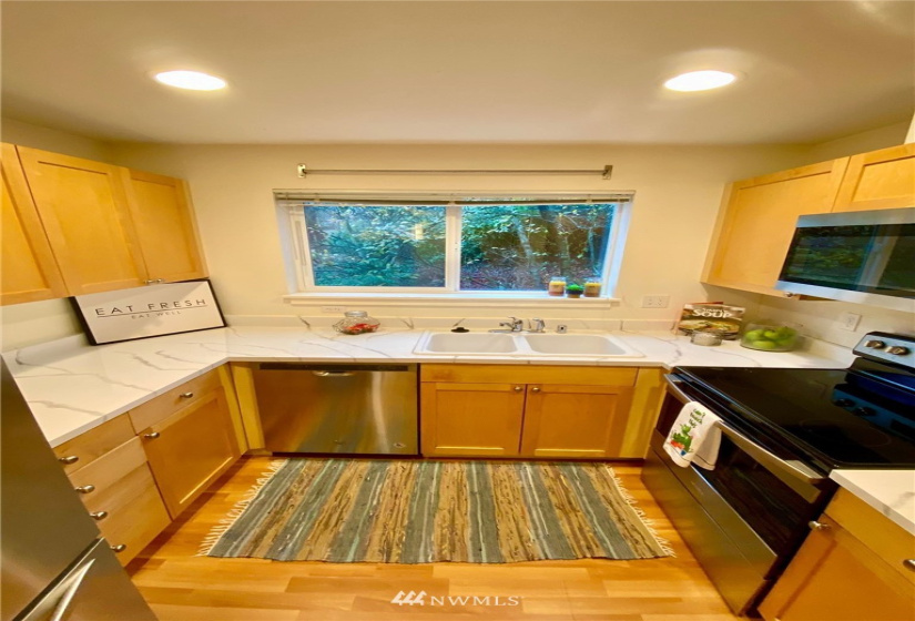 1810 Charles, Seattle, Washington 98144, 2 Bedrooms Bedrooms, ,1 BathroomBathrooms,Residential,For Sale,Stellina,Charles,NWM1871945