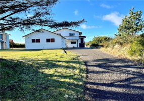 425 Ocean Shores, Ocean Shores, Washington 98569, 4 Bedrooms Bedrooms, ,1 BathroomBathrooms,Residential,For Sale,1,Ocean Shores,NWM1871591