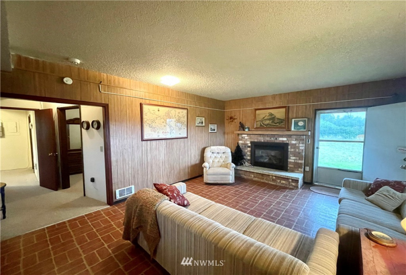 425 Ocean Shores, Ocean Shores, Washington 98569, 4 Bedrooms Bedrooms, ,1 BathroomBathrooms,Residential,For Sale,1,Ocean Shores,NWM1871591
