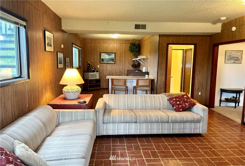 425 Ocean Shores, Ocean Shores, Washington 98569, 4 Bedrooms Bedrooms, ,1 BathroomBathrooms,Residential,For Sale,1,Ocean Shores,NWM1871591