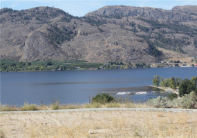 204 Village, Oroville, Washington 98844, ,Land,For Sale,Village,NWM1872634