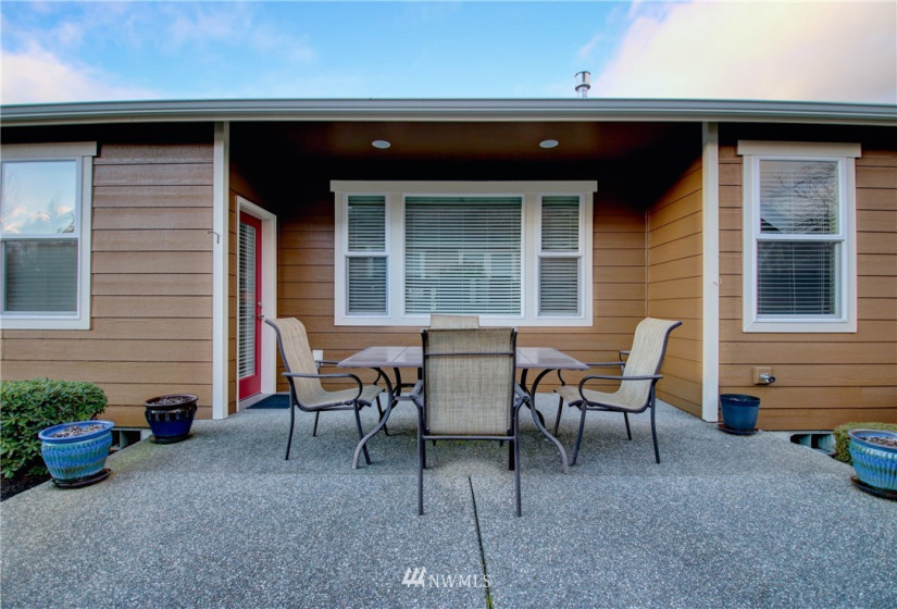 926 Chestnut, Mount Vernon, Washington 98274, 3 Bedrooms Bedrooms, ,1 BathroomBathrooms,Residential,For Sale,Montreaux Phase 1,Chestnut,NWM1871962