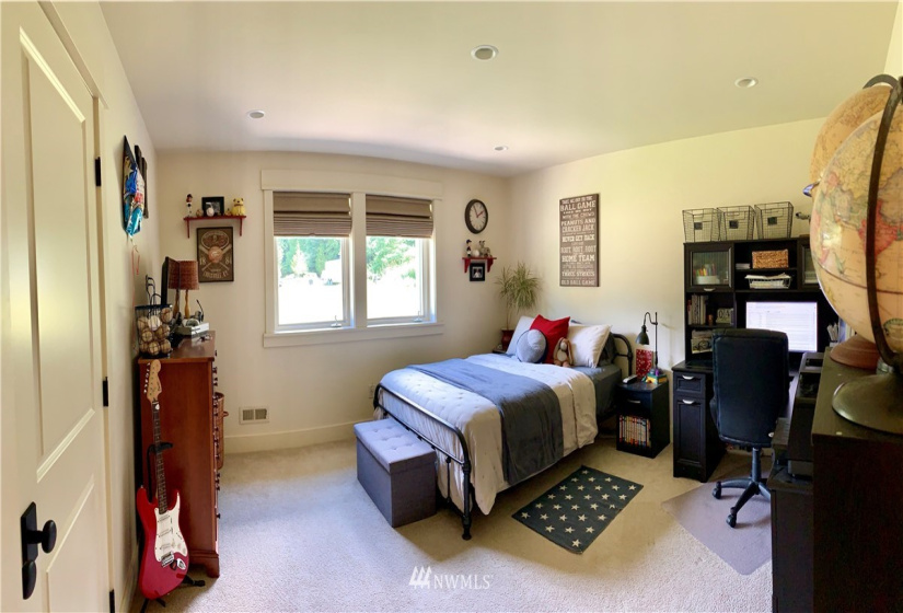 555 Petrich, Friday Harbor, Washington 98250, 3 Bedrooms Bedrooms, ,1 BathroomBathrooms,Residential,For Sale,Bridle Trails Estates,Petrich,NWM1872664