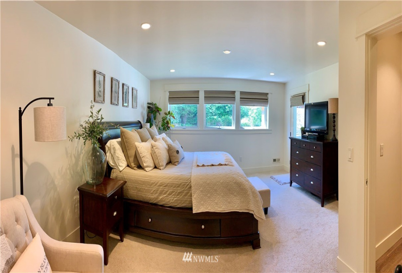 555 Petrich, Friday Harbor, Washington 98250, 3 Bedrooms Bedrooms, ,1 BathroomBathrooms,Residential,For Sale,Bridle Trails Estates,Petrich,NWM1872664