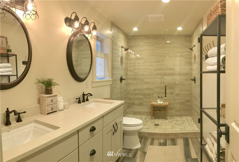 555 Petrich, Friday Harbor, Washington 98250, 3 Bedrooms Bedrooms, ,1 BathroomBathrooms,Residential,For Sale,Bridle Trails Estates,Petrich,NWM1872664
