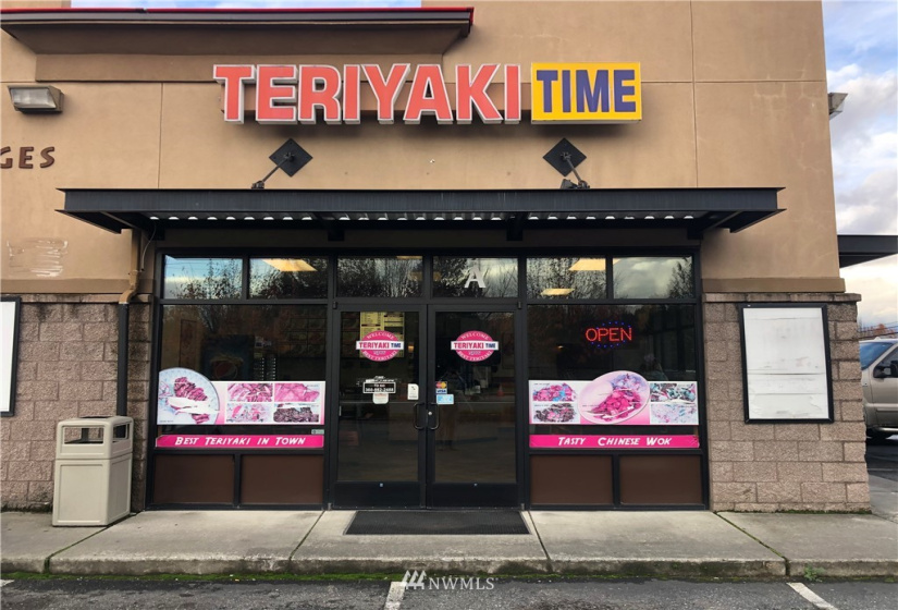 3729 College Way, Mount Vernon, Washington 98273, ,Business Opportunity,For Sale,College Way,NWM1867167