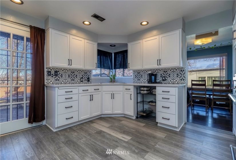 328 10th, Milton-Freewater, Oregon 97862, 4 Bedrooms Bedrooms, ,1 BathroomBathrooms,Residential,For Sale,10th,NWM1872702