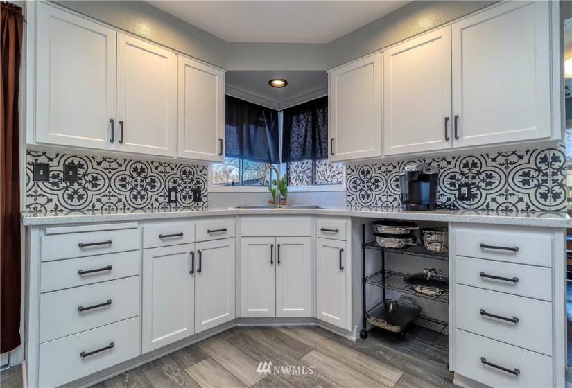 328 10th, Milton-Freewater, Oregon 97862, 4 Bedrooms Bedrooms, ,1 BathroomBathrooms,Residential,For Sale,10th,NWM1872702