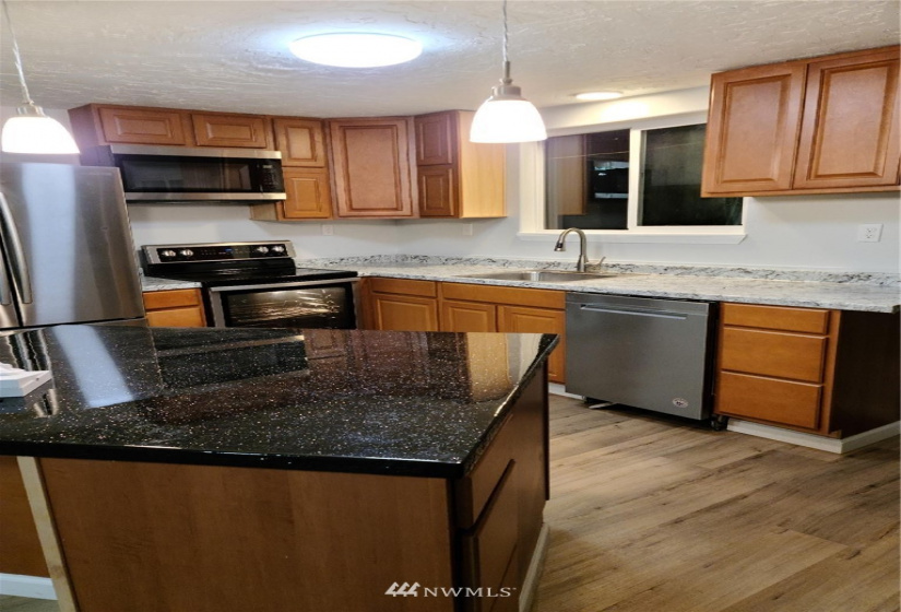 192 Wood, Morton, Washington 98356, 3 Bedrooms Bedrooms, ,2 BathroomsBathrooms,Residential,For Sale,Collarwood Add,Wood,NWM1872684