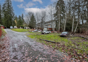 11814 312th, Auburn, Washington 98092, 2 Bedrooms Bedrooms, ,1 BathroomBathrooms,Residential,For Sale,312th,NWM1872248