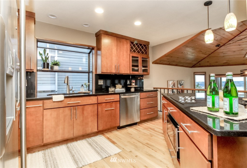 3902 Browns Point, Tacoma, Washington 98422, 3 Bedrooms Bedrooms, ,2 BathroomsBathrooms,Residential,For Sale,Harbor Ridge,Browns Point,NWM1869389
