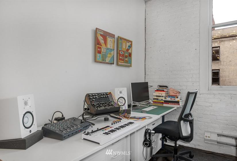 80 Jackson, Seattle, Washington 98104, 1 Bedroom Bedrooms, ,Residential Lease,For Rent,Jackson,NWM1872885