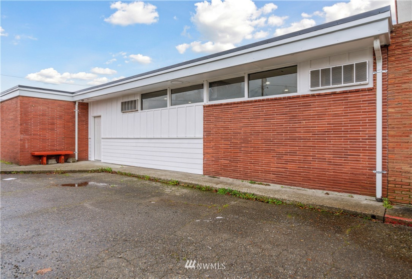 1211 12th, Tacoma, Washington 98405, ,Residential Income,For Sale,12th,NWM1872194
