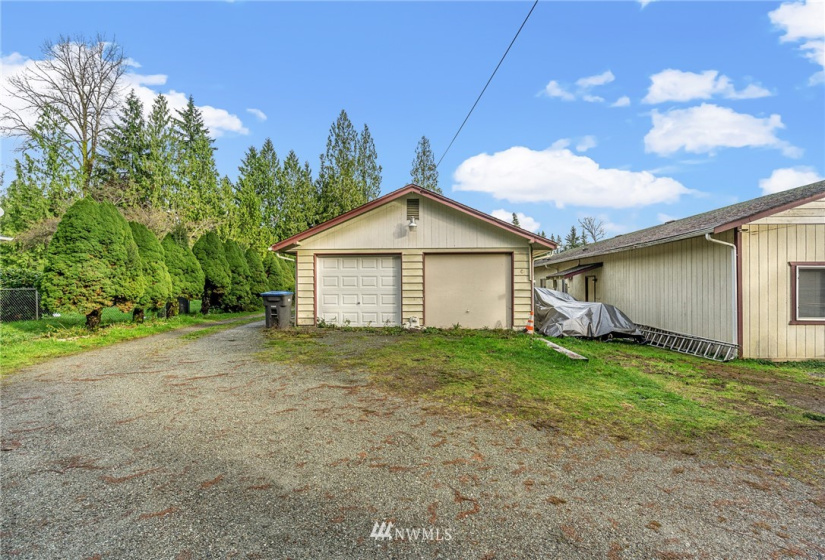 19521 & 19325 Jordan, Arlington, Washington 98223, ,Residential Income,For Sale,Towne Square At Mill Creek Nka Auguston,Jordan,NWM1872261