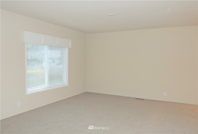1112 Long, Centralia, Washington 98531, 3 Bedrooms Bedrooms, ,1 BathroomBathrooms,Manufactured In Park,For Sale,Long,NWM1873039