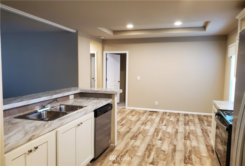 1112 Long, Centralia, Washington 98531, 3 Bedrooms Bedrooms, ,1 BathroomBathrooms,Manufactured In Park,For Sale,Long,NWM1873039